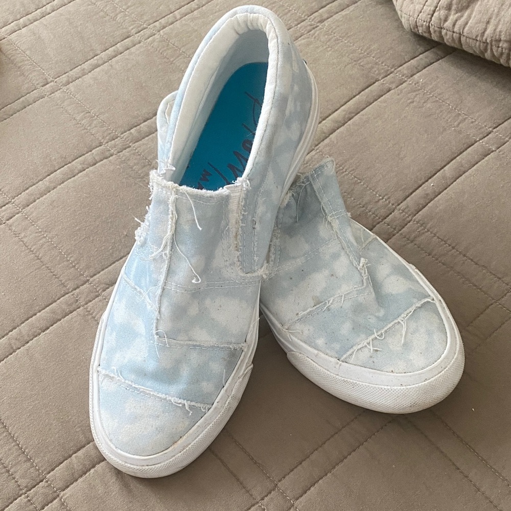 Stylish Light Blue Slip ons Sneakers